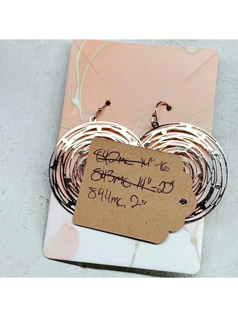 844mc. Goldtone Spiral Earrings
